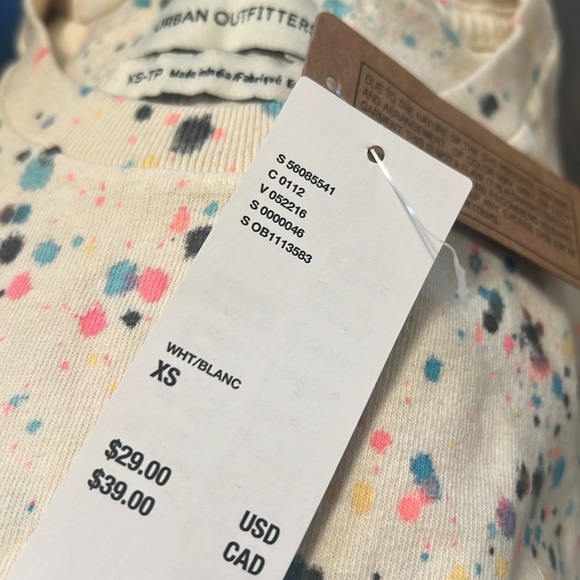 NWT Urban Outfitters tee, xs - Picture 4 of 4